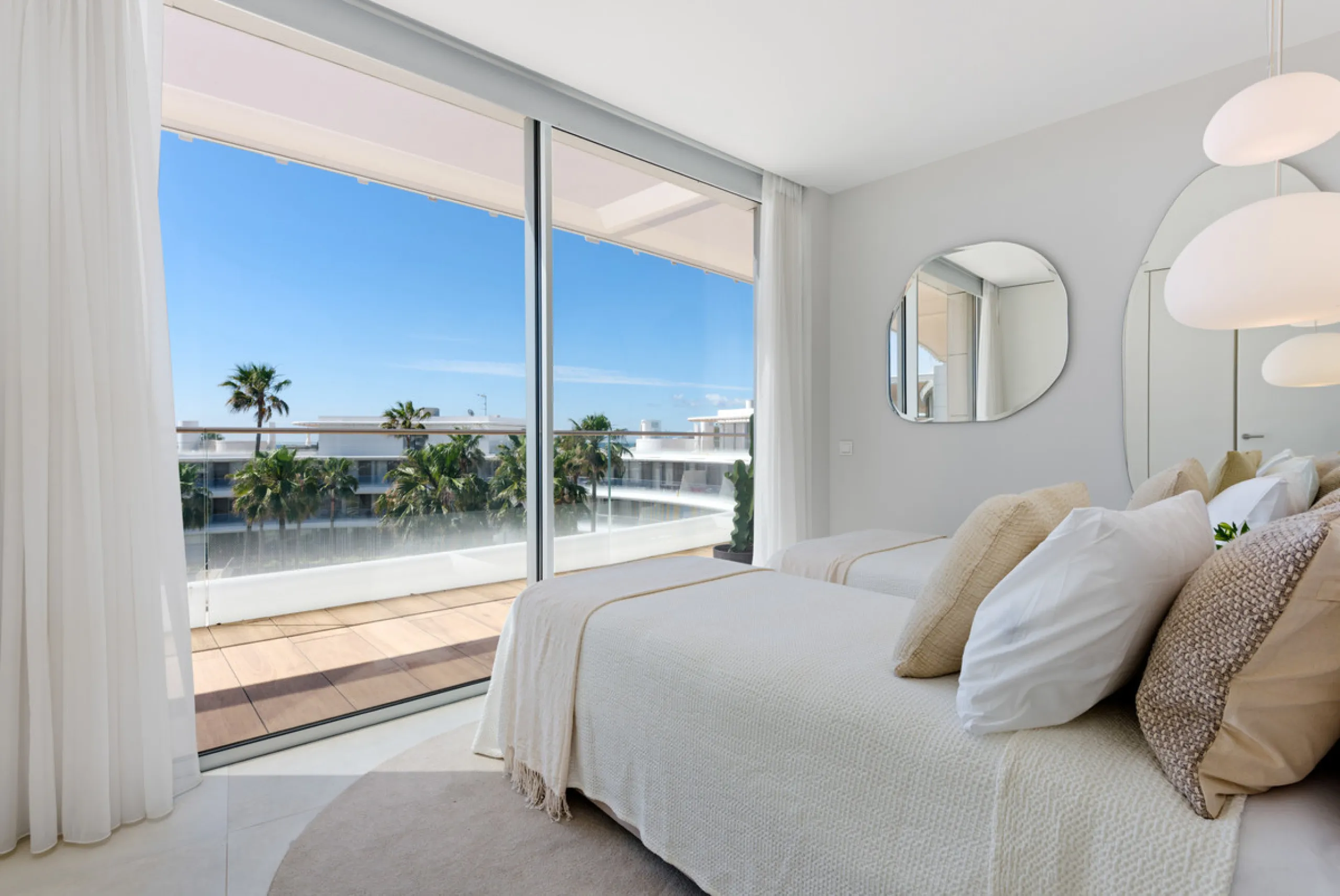 A three-bedroom penthouse located in one of Estepona's most prestigious frontline beach developments, offering uninterrupted Mediterranean views and contemporary coastal living.