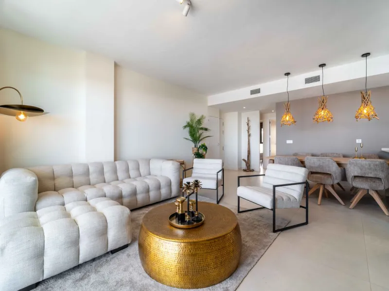 Apartment - Middle Floor Apartment в продаже в Fuengirola, Málaga. В доме 3 спален и 2 ванных комнат. Площадь дома 125 м²