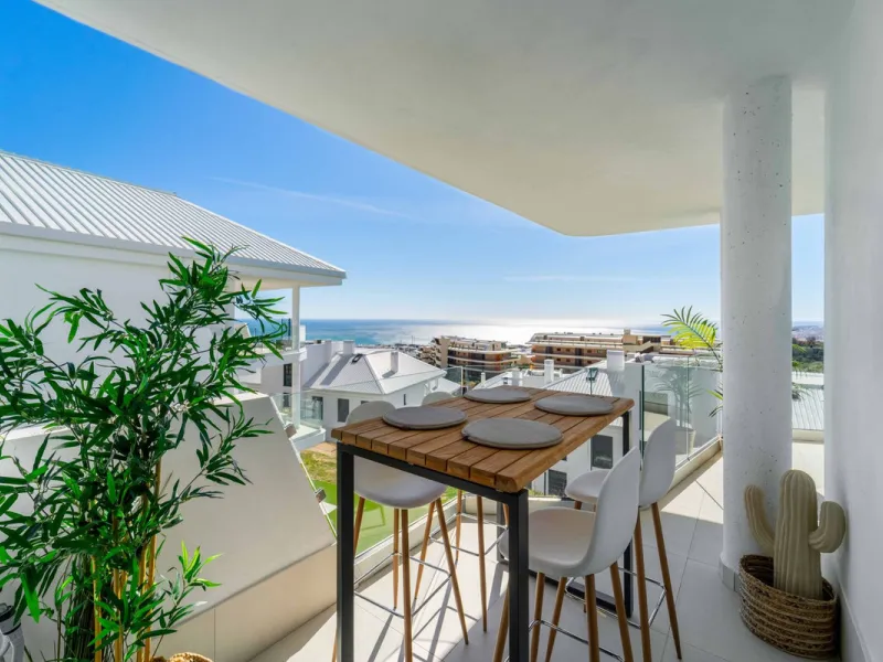 Apartment - Middle Floor Apartment в продаже в Fuengirola, Málaga. В доме 3 спален и 2 ванных комнат. Площадь дома 125 м²