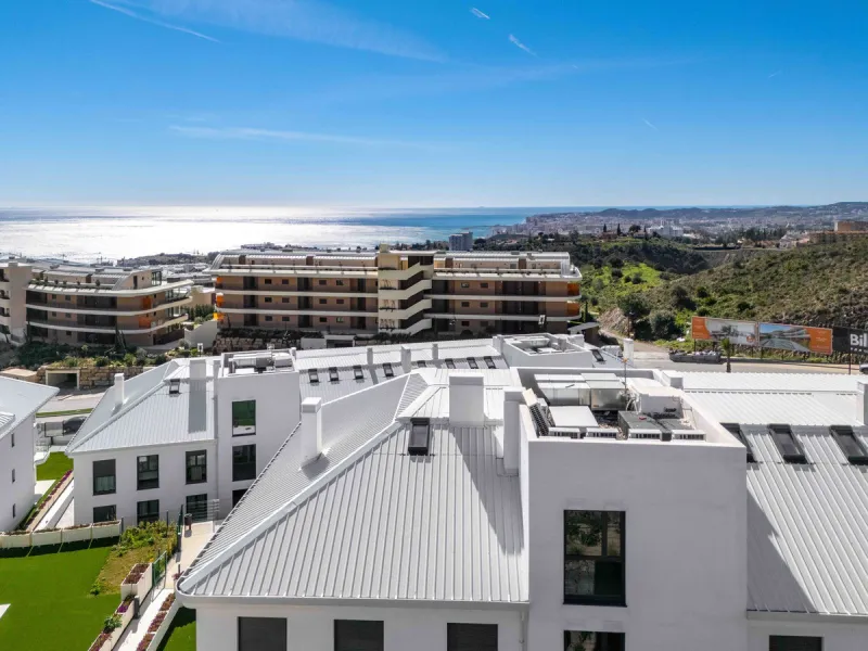 Apartment - Middle Floor Apartment в продаже в Fuengirola, Málaga. В доме 3 спален и 2 ванных комнат. Площадь дома 125 м²