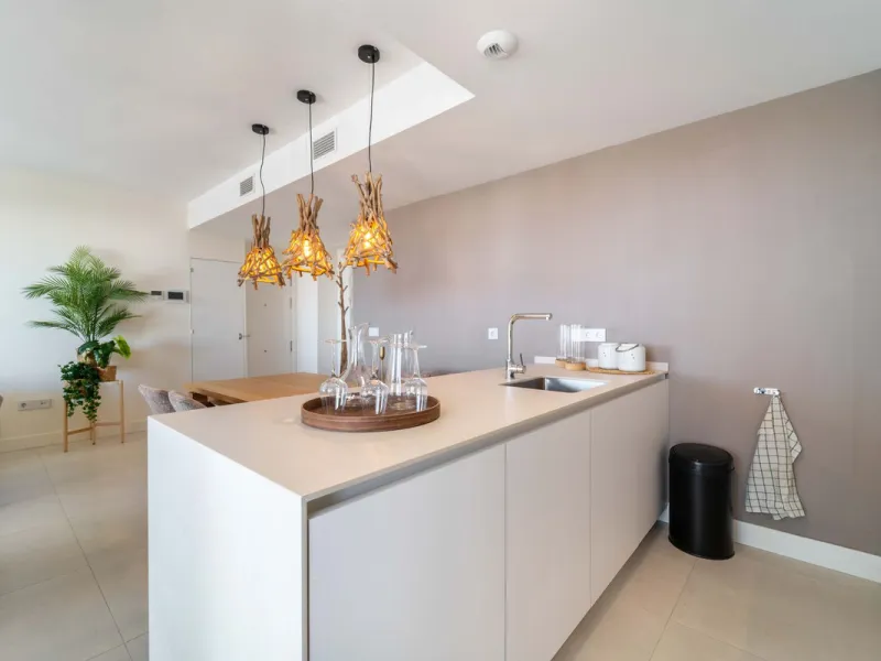 Apartment - Middle Floor Apartment в продаже в Fuengirola, Málaga. В доме 3 спален и 2 ванных комнат. Площадь дома 125 м²