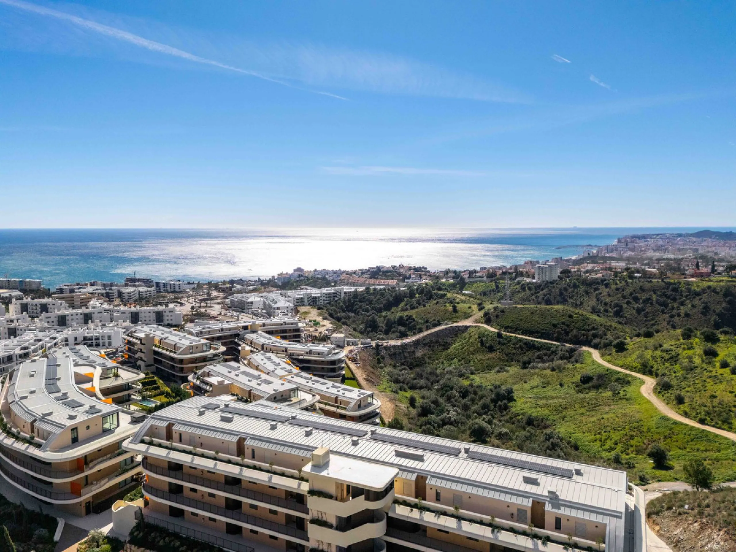 Apartment - Middle Floor Apartment в продаже в Fuengirola, Málaga. В доме 3 спален и 2 ванных комнат. Площадь дома 125 м²