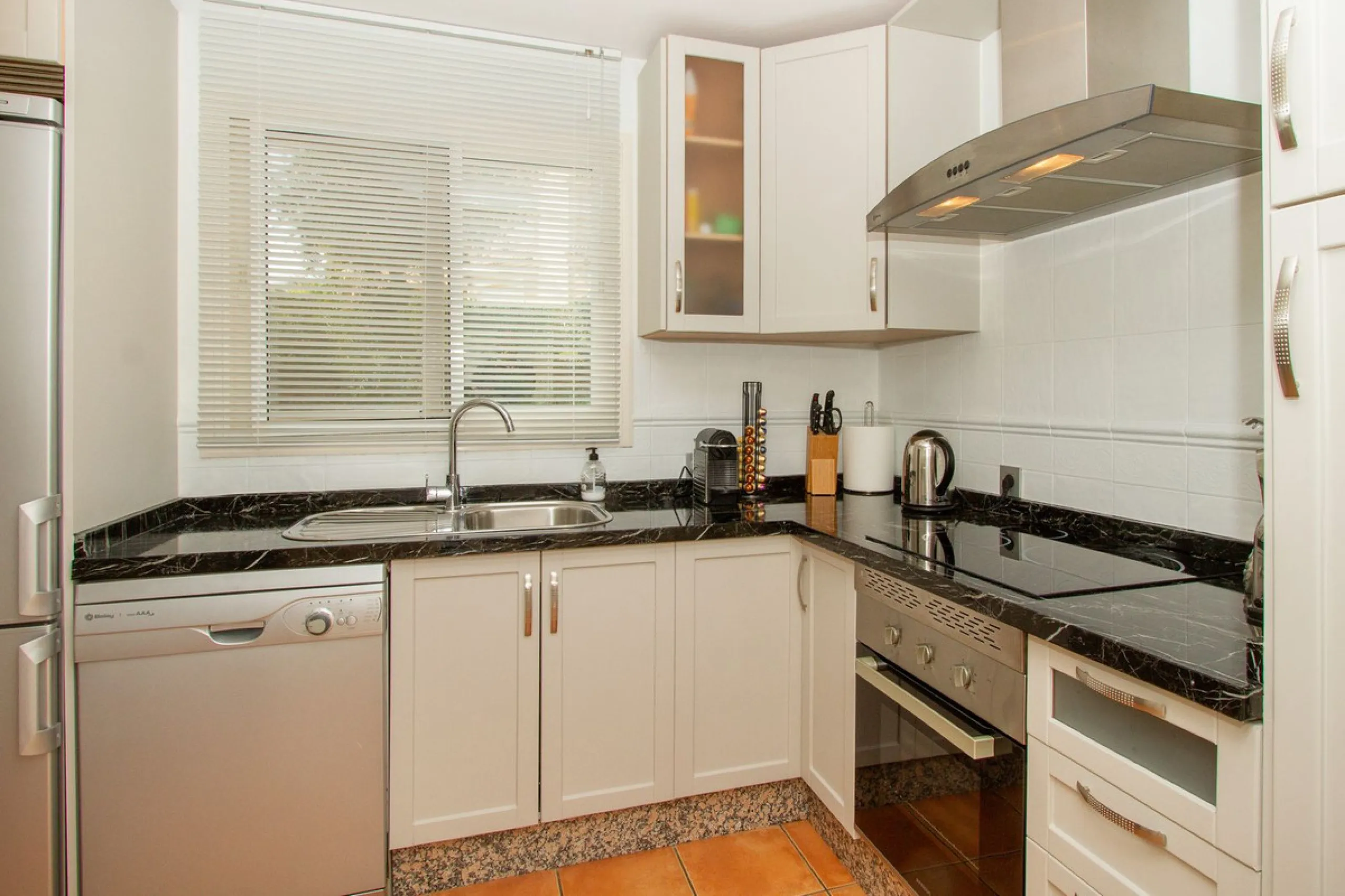 Wonderful luxury executive three bedroom south east facing penthouse with the most outstanding views to the sea.