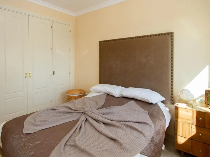 Wonderful luxury executive three bedroom south east facing penthouse with the most outstanding views to the sea.