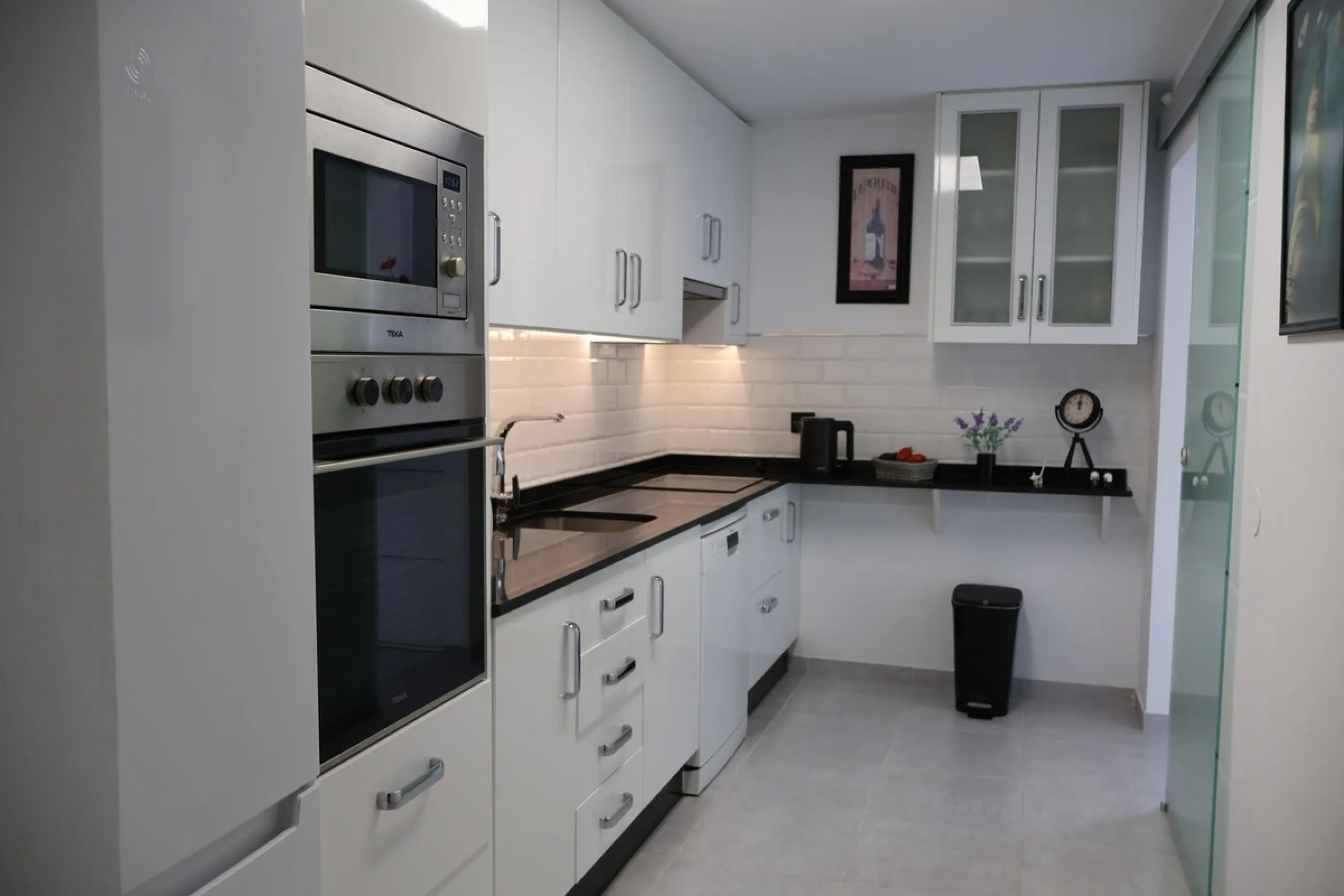 Apartment - Middle Floor Apartment в продаже в Fuengirola, Málaga. В доме 2 спален и 2 ванных комнат. Площадь дома 107 м²