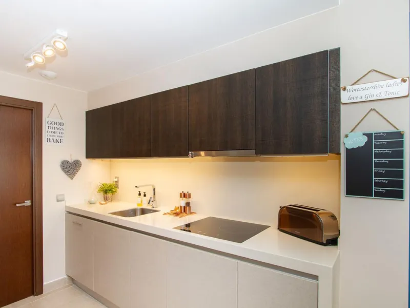 Apartment - Ground Floor Apartment в продаже в Marbella, Málaga. В доме 2 спален и 2 ванных комнат. Площадь дома 95 м²