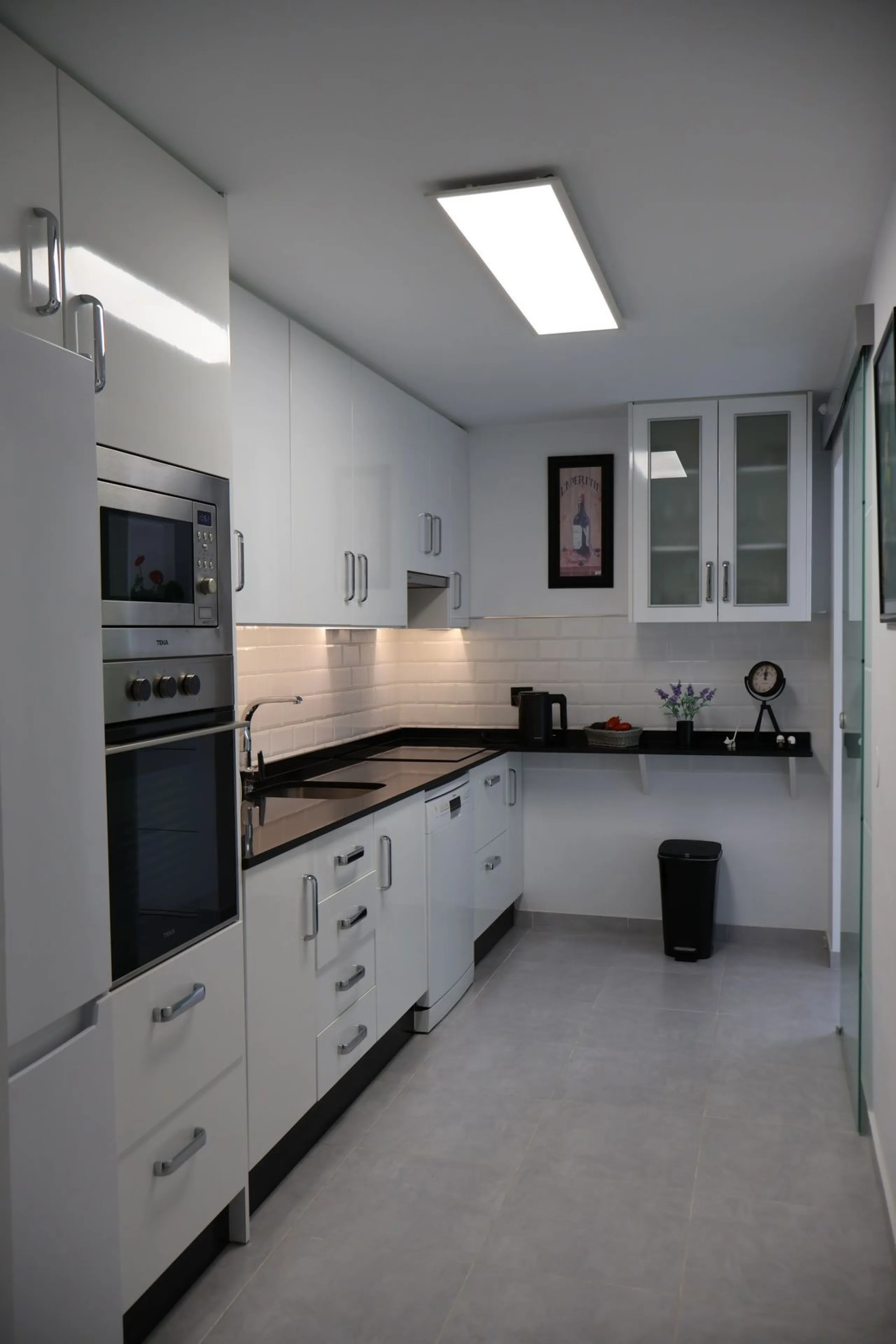 Apartment - Middle Floor Apartment в продаже в Fuengirola, Málaga. В доме 2 спален и 2 ванных комнат. Площадь дома 107 м²