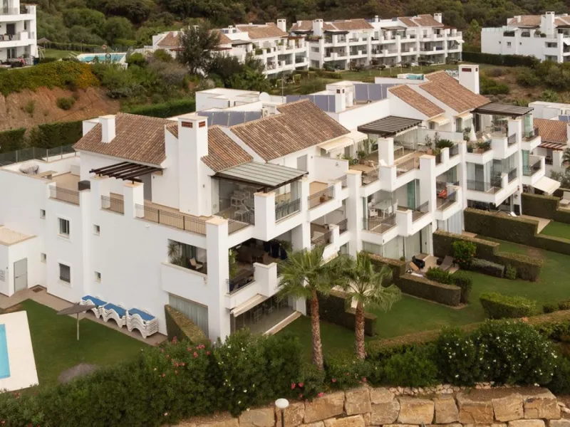 Apartment - Ground Floor Apartment в продаже в Marbella, Málaga. В доме 2 спален и 2 ванных комнат. Площадь дома 95 м²