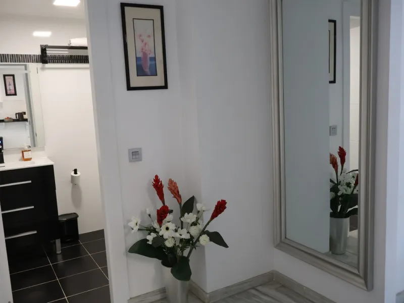 Apartment - Middle Floor Apartment в продаже в Fuengirola, Málaga. В доме 2 спален и 2 ванных комнат. Площадь дома 107 м²