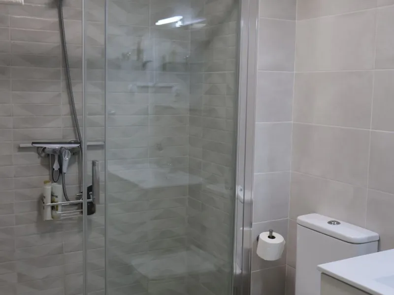 Apartment - Middle Floor Apartment в продаже в Fuengirola, Málaga. В доме 2 спален и 2 ванных комнат. Площадь дома 107 м²