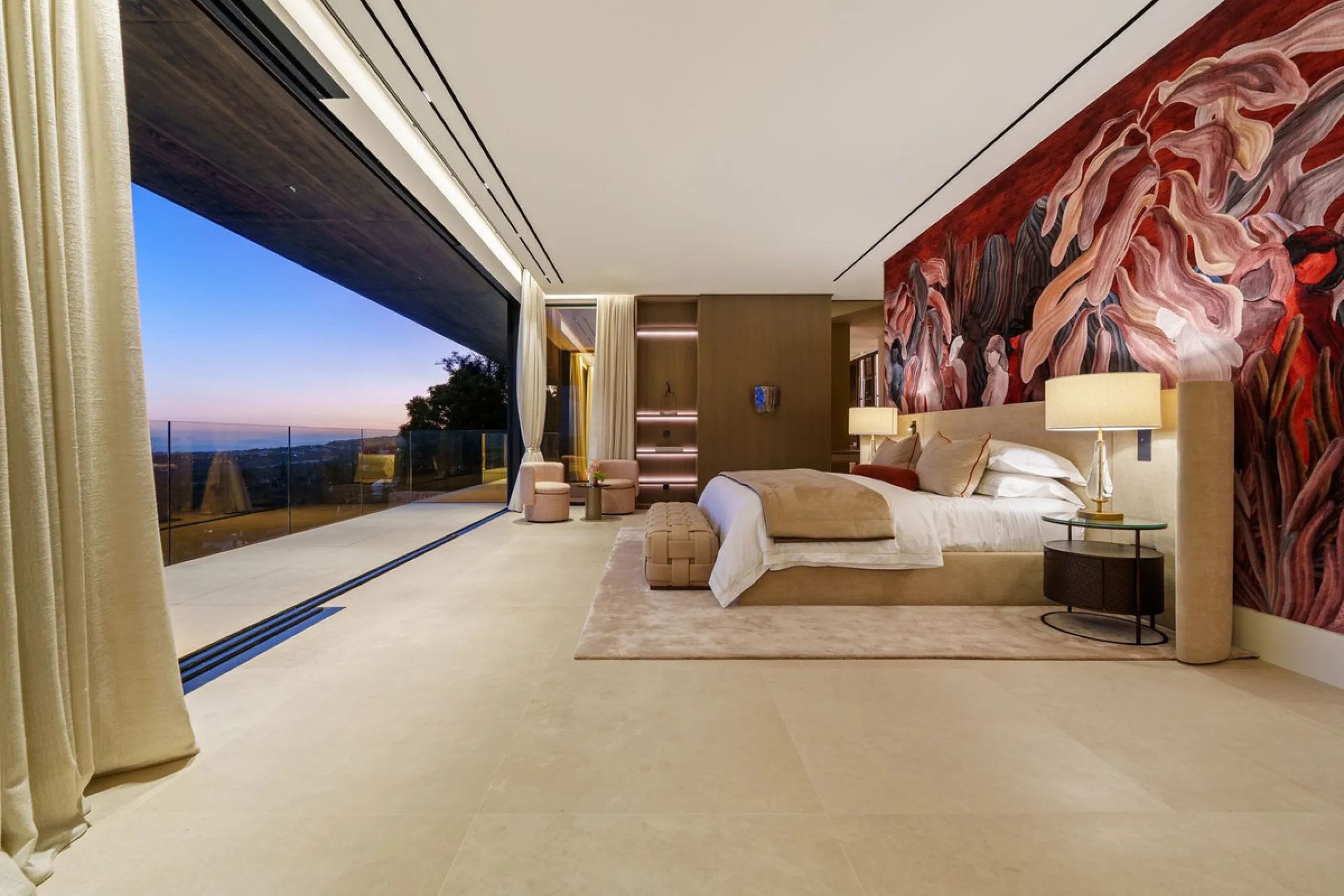 Architektenvilla mit Panoramablick in El Herrojo Alto, Benahavís