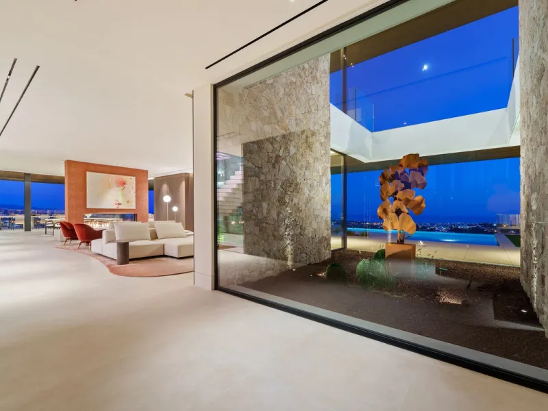 Architektenvilla mit Panoramablick in El Herrojo Alto, Benahavís
