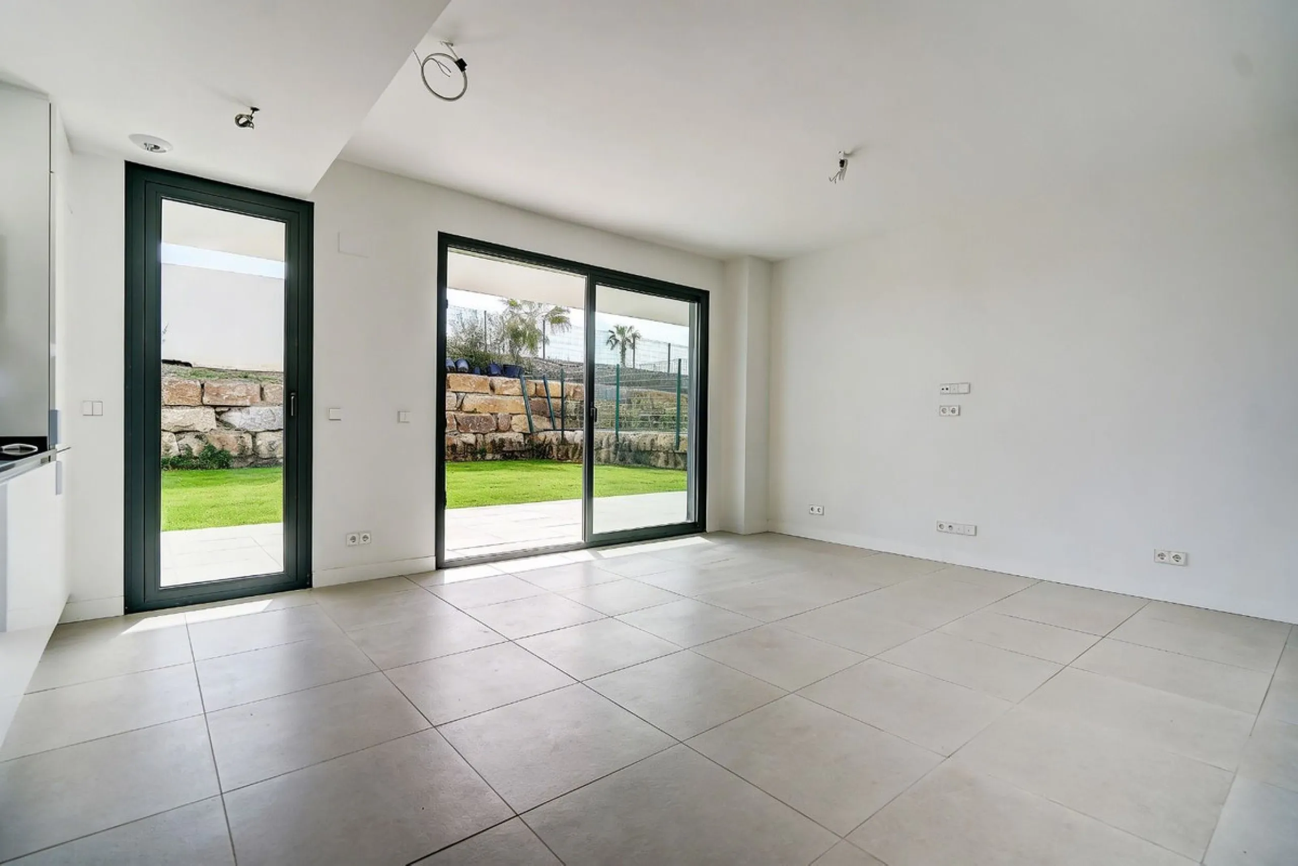 Luxury Brand New 3 Bed Ground Floor Apartment in La Cala de Mijas