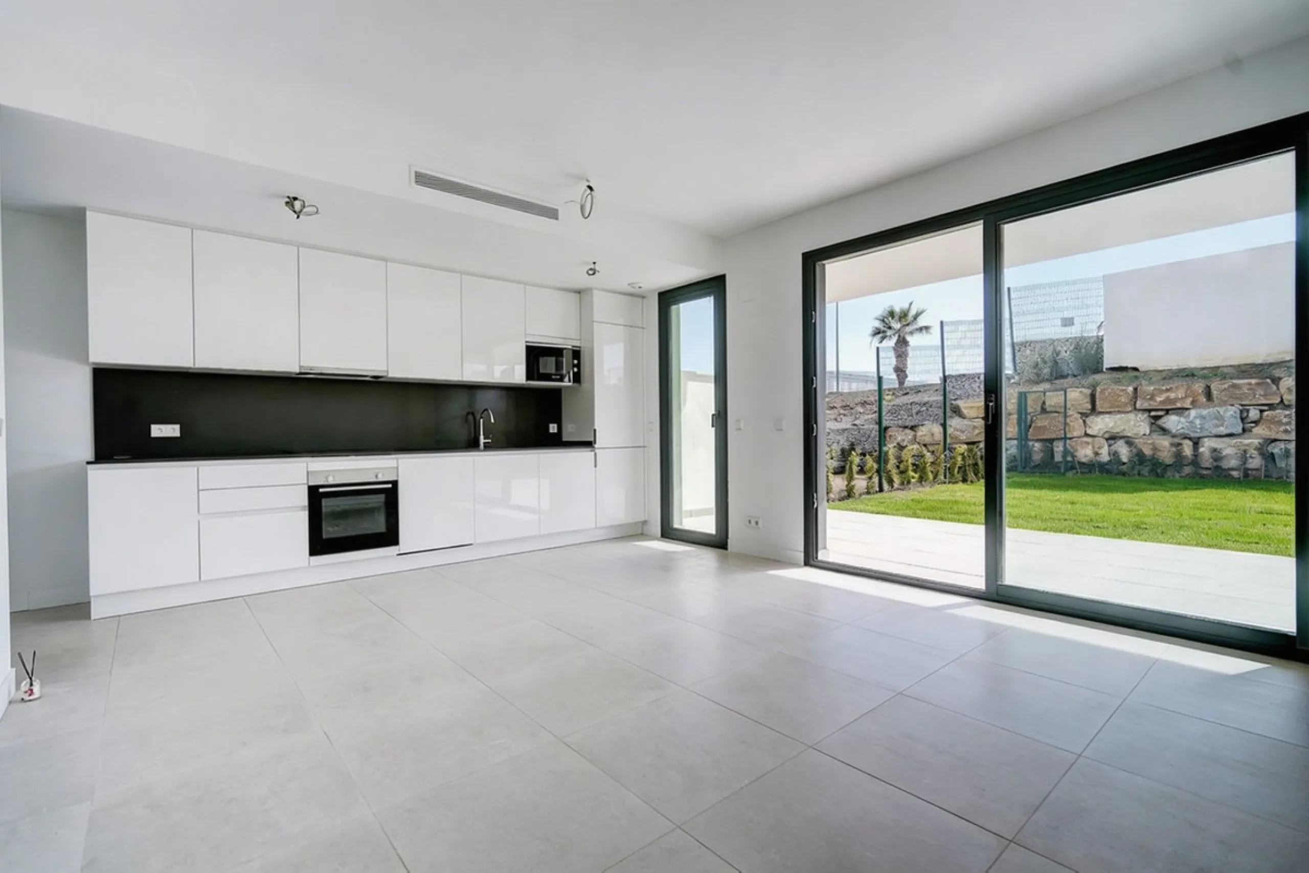 Luxury Brand New 3 Bed Ground Floor Apartment in La Cala de Mijas
