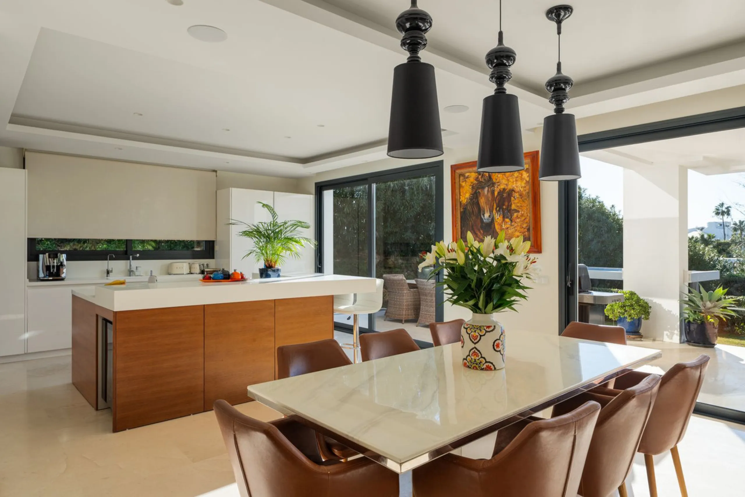 Set within a prestigious, fully gated community with 24/7 security, this exceptional contemporary villa sits on the largest plot in the development, offering privacy, space and a prime location. Positioned on a generous 1,351 m² plot, the property provide