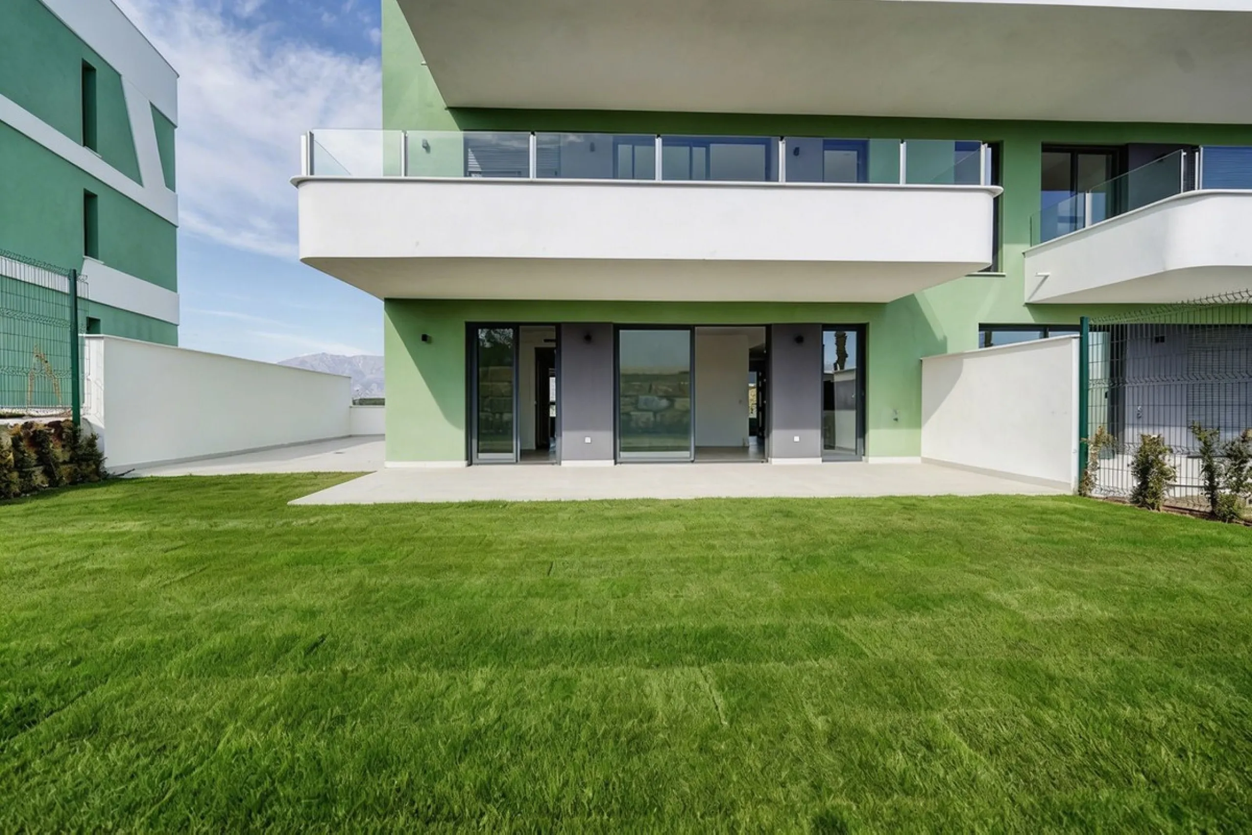 Luxury Brand New 3 Bed Ground Floor Apartment in La Cala de Mijas