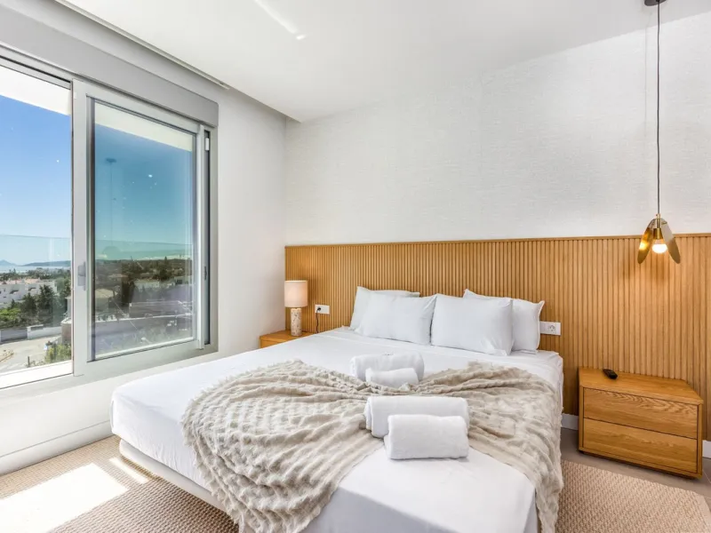 4 Bedroom Corner Townhouse With Private Pool and Panoramic Sea, Gibraltar and Africa Views