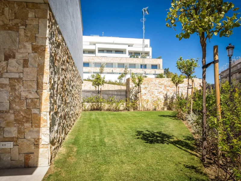 4 Bedroom Corner Townhouse With Private Pool and Panoramic Sea, Gibraltar and Africa Views