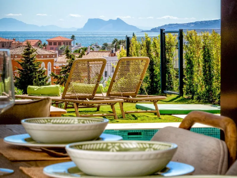 4 Bedroom Corner Townhouse With Private Pool and Panoramic Sea, Gibraltar and Africa Views