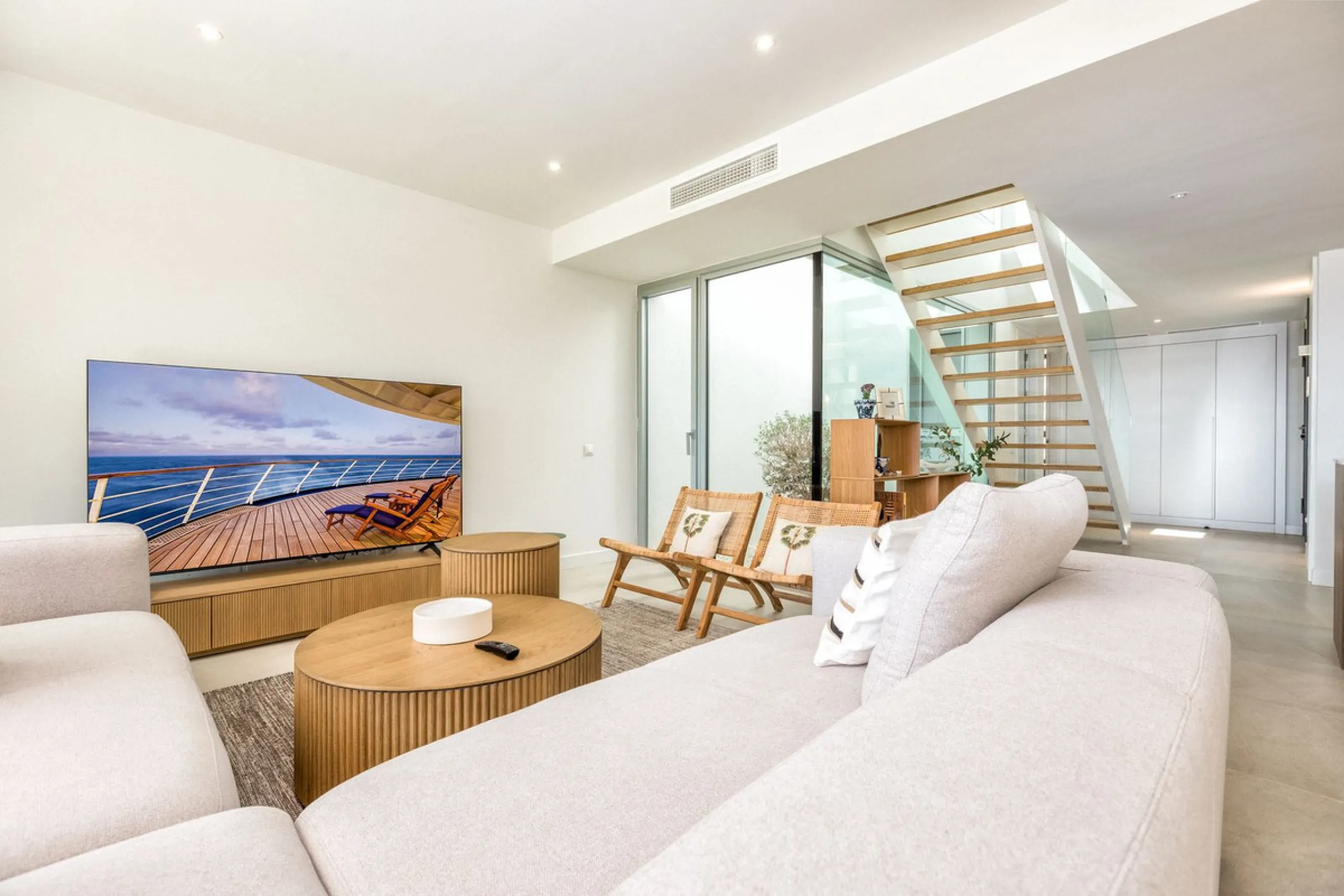 4 Bedroom Corner Townhouse With Private Pool and Panoramic Sea, Gibraltar and Africa Views