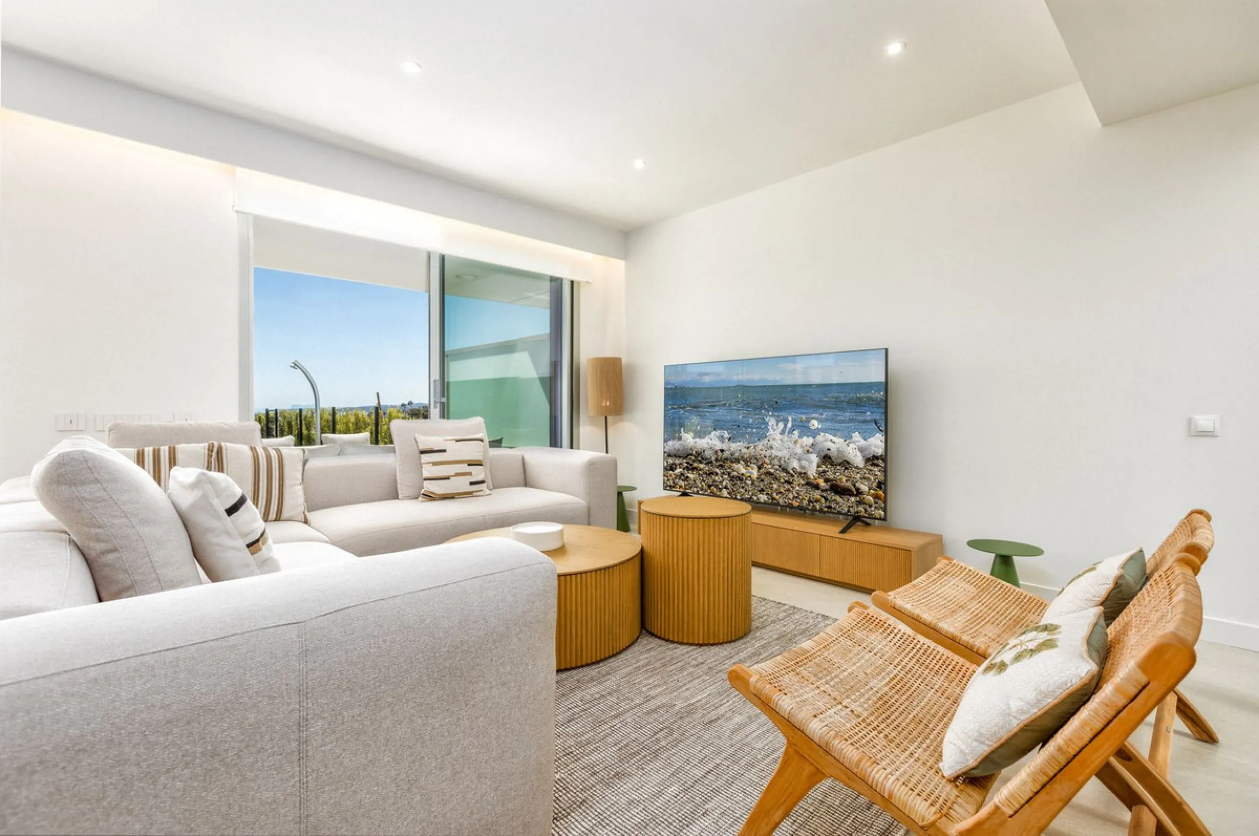 4 Bedroom Corner Townhouse With Private Pool and Panoramic Sea, Gibraltar and Africa Views