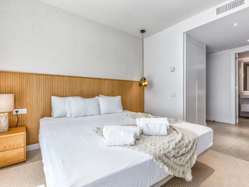 4 Bedroom Corner Townhouse With Private Pool and Panoramic Sea, Gibraltar and Africa Views