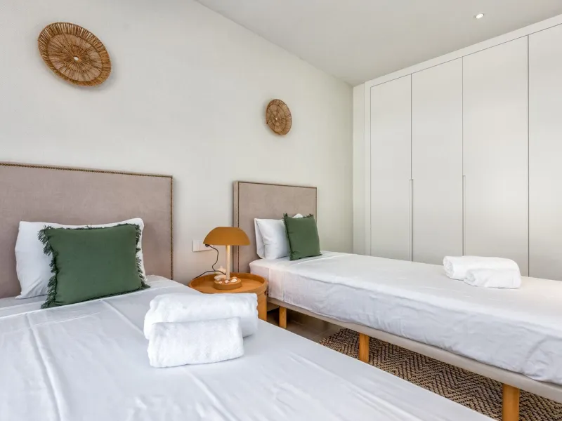 4 Bedroom Corner Townhouse With Private Pool and Panoramic Sea, Gibraltar and Africa Views