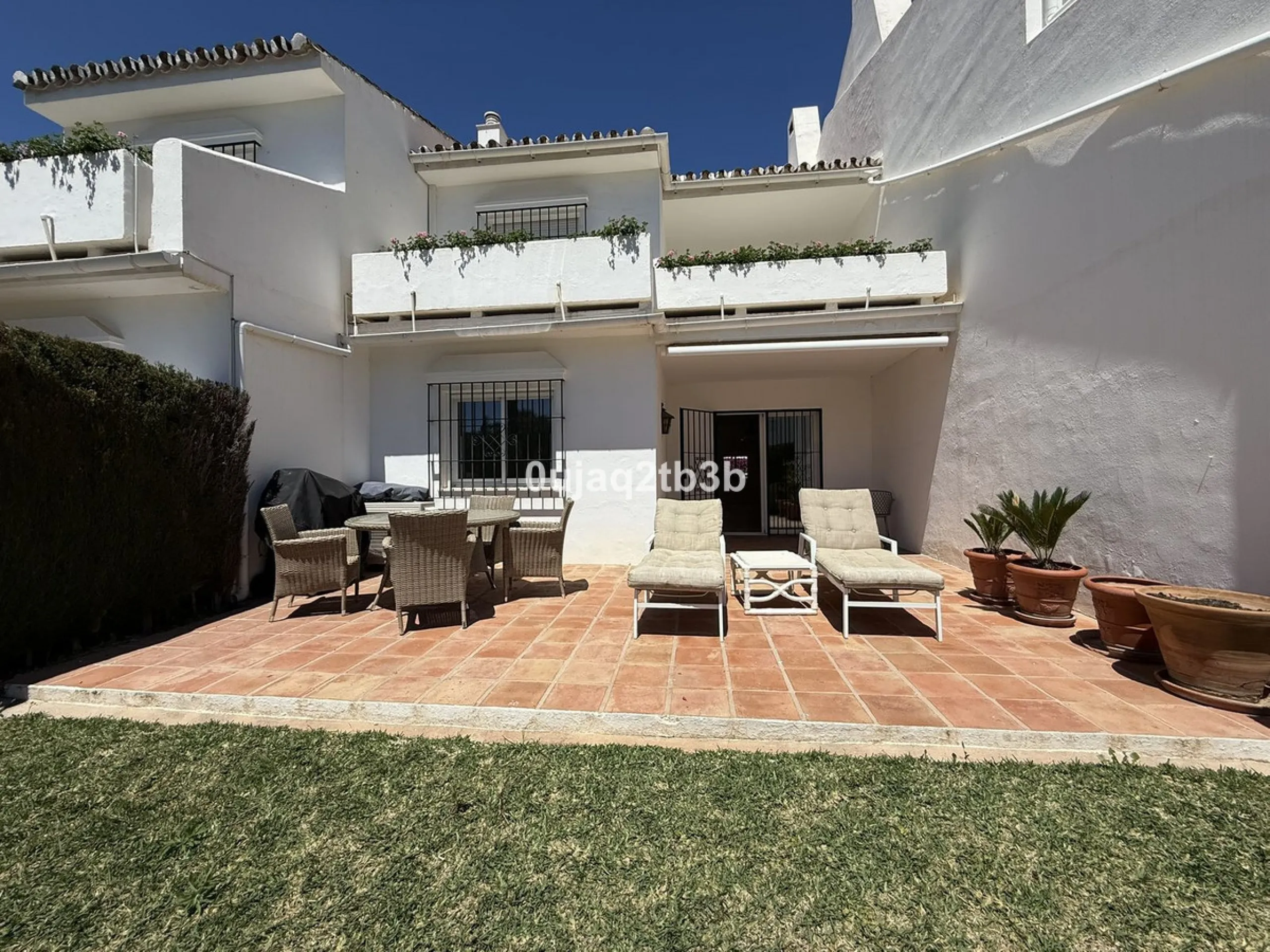 Exclusive Ground Floor Apartment with Garden in Nueva Andalucía, Steps from Puerto Banús