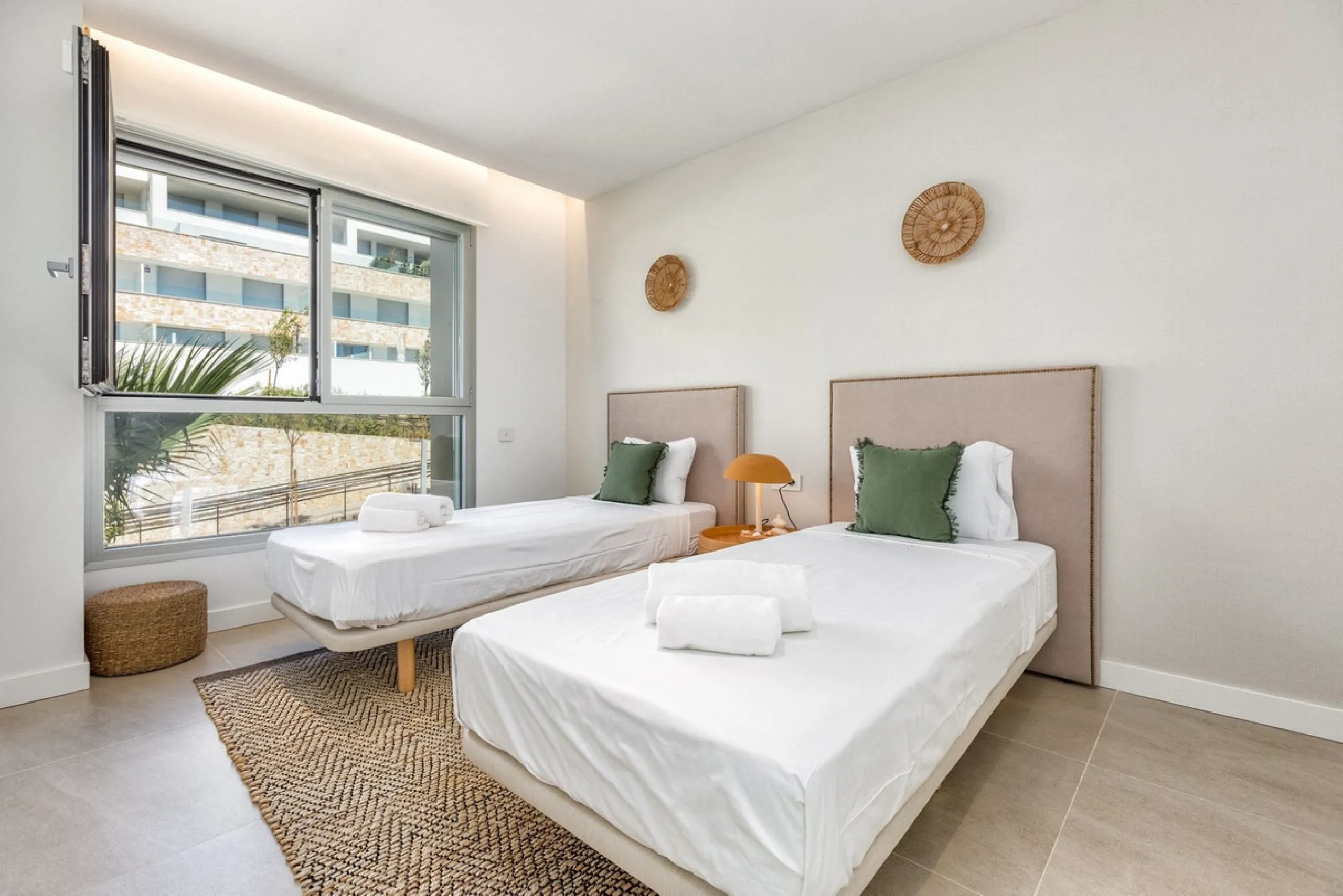 4 Bedroom Corner Townhouse With Private Pool and Panoramic Sea, Gibraltar and Africa Views