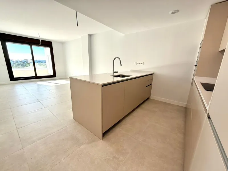 Beautiful brand new modern middle floor apartment with 2 bedrooms and 2 bathrooms with a large terrace with spectacular open views.