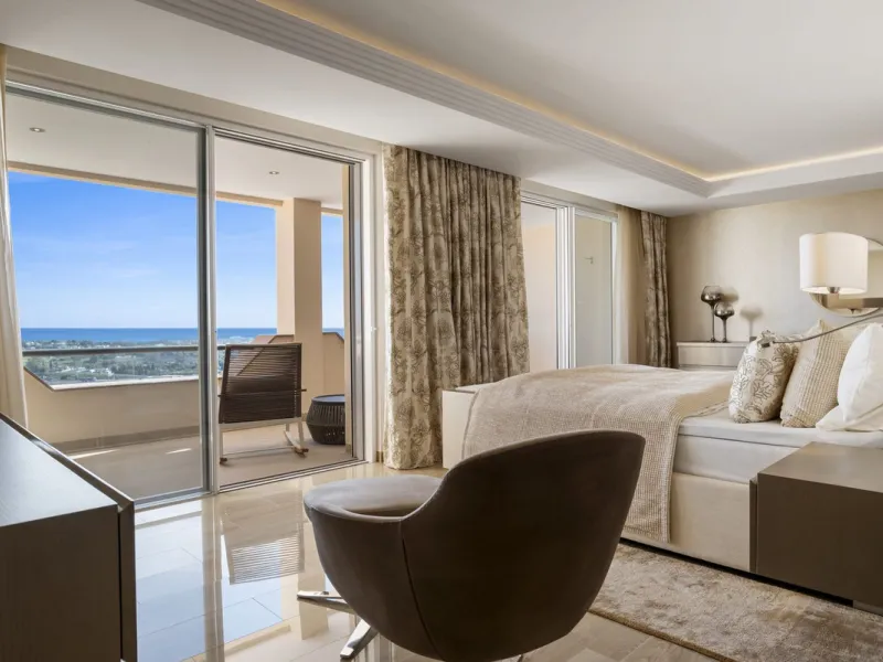 Top-Quality 4-Bedroom Penthouse in Benahavís