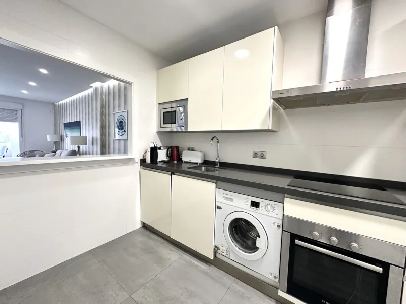 A unique opportunity in one of Marbella's most sought-after areas. This is the only apartment currently for sale in the Reservas de Los Naranjos development, a modern complex built in 2016 with just 26 neighbors, guaranteeing tranquility, privacy, and a w