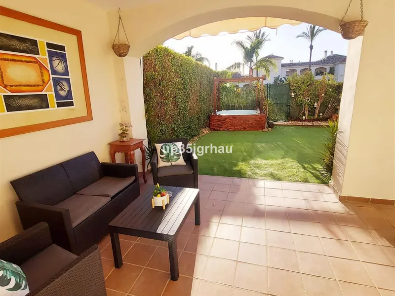 Fantastic ground floor apartment with private garden.