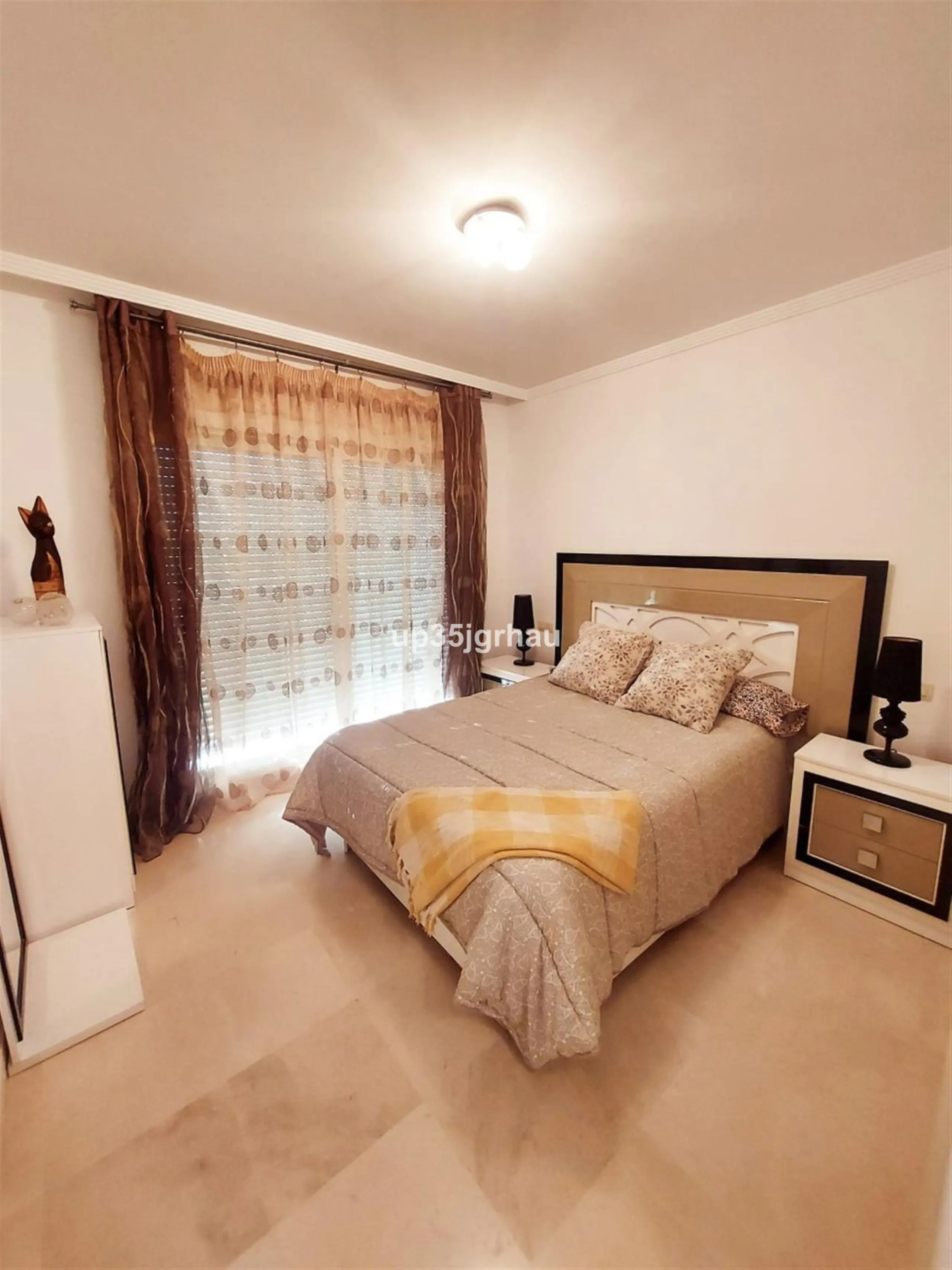 Fantastic ground floor apartment with private garden.