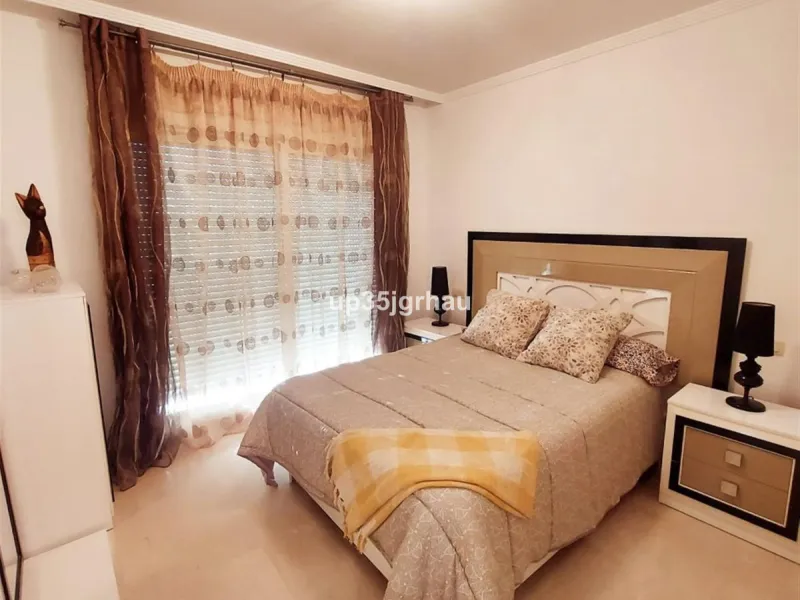 Fantastic ground floor apartment with private garden.