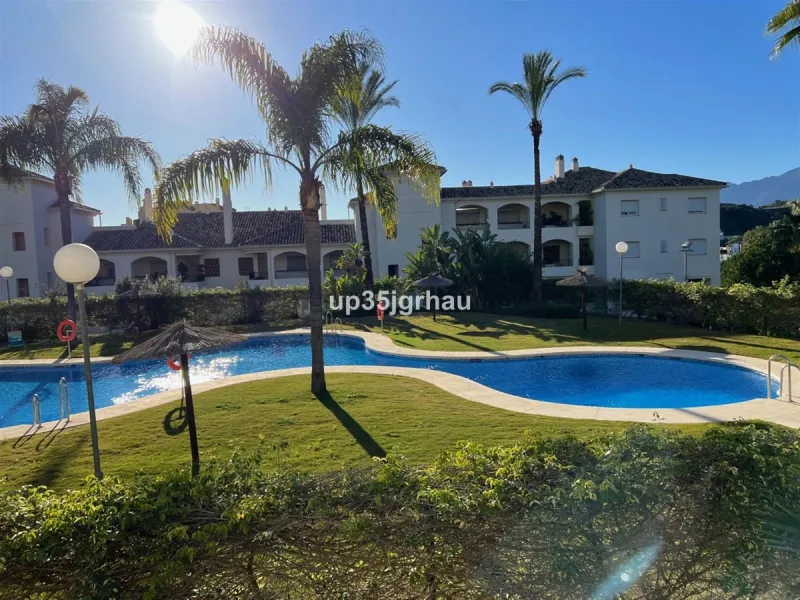 Fantastic ground floor apartment with private garden.