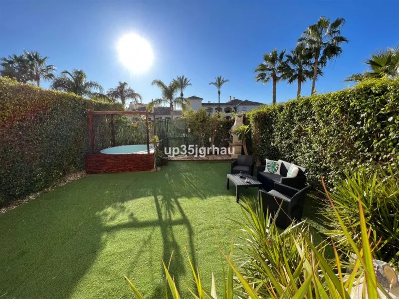 Fantastic ground floor apartment with private garden.
