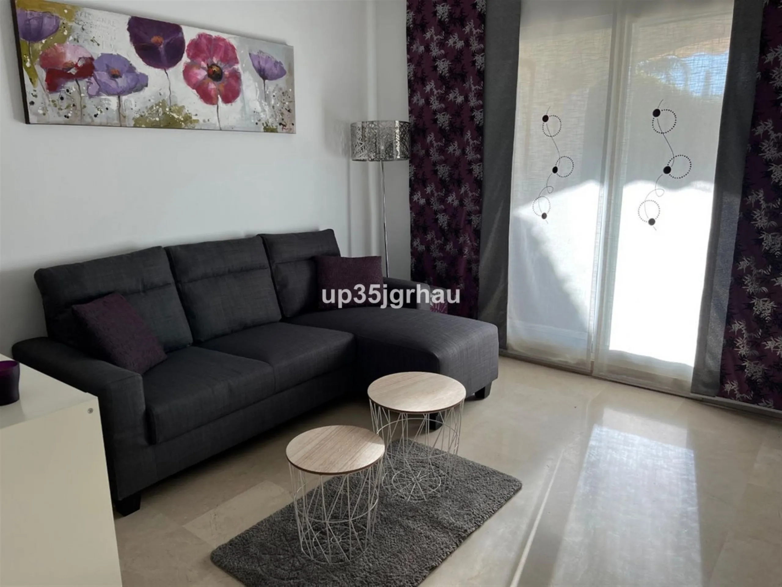 Fantastic ground floor apartment with private garden.