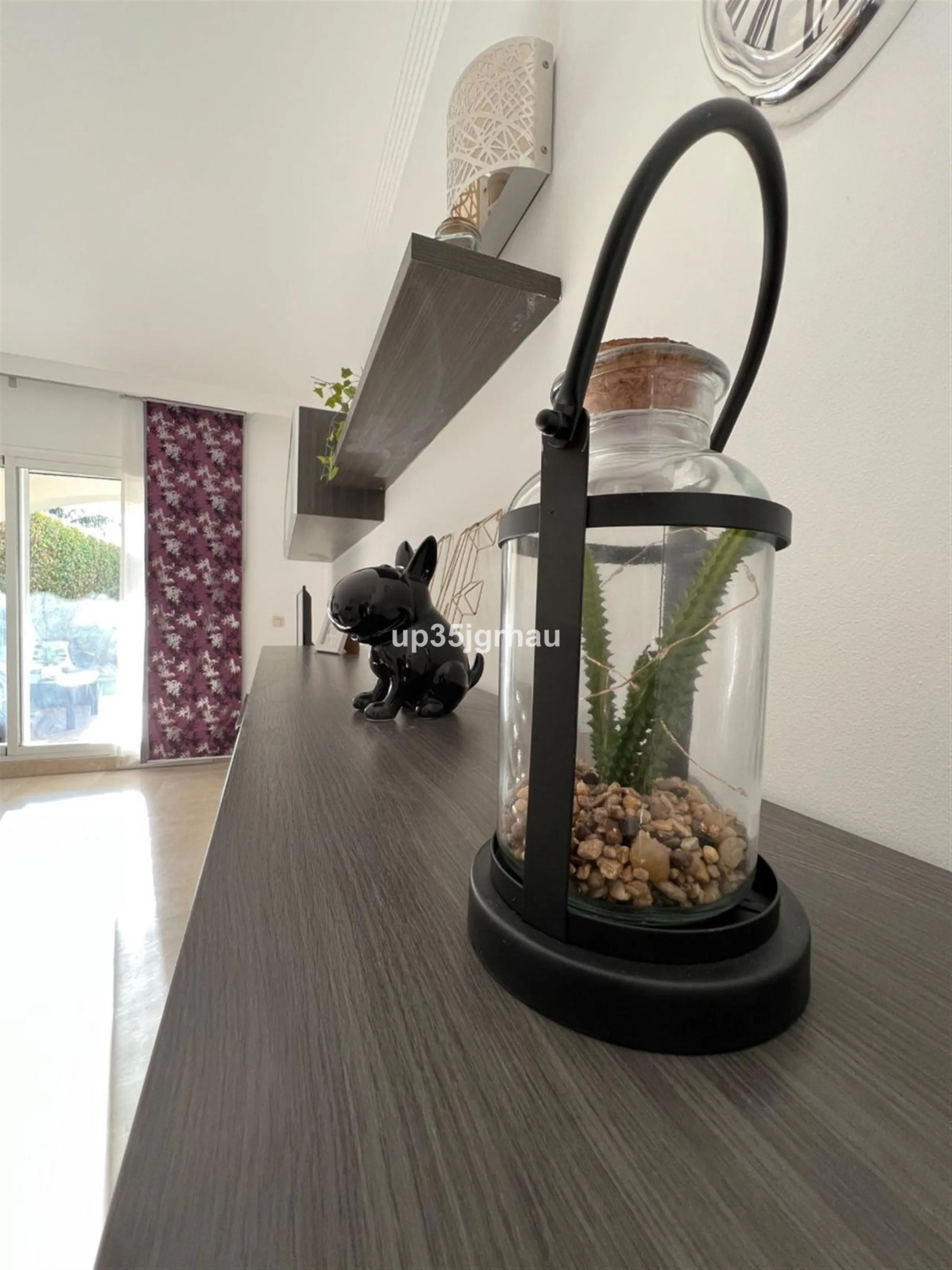 Fantastic ground floor apartment with private garden.