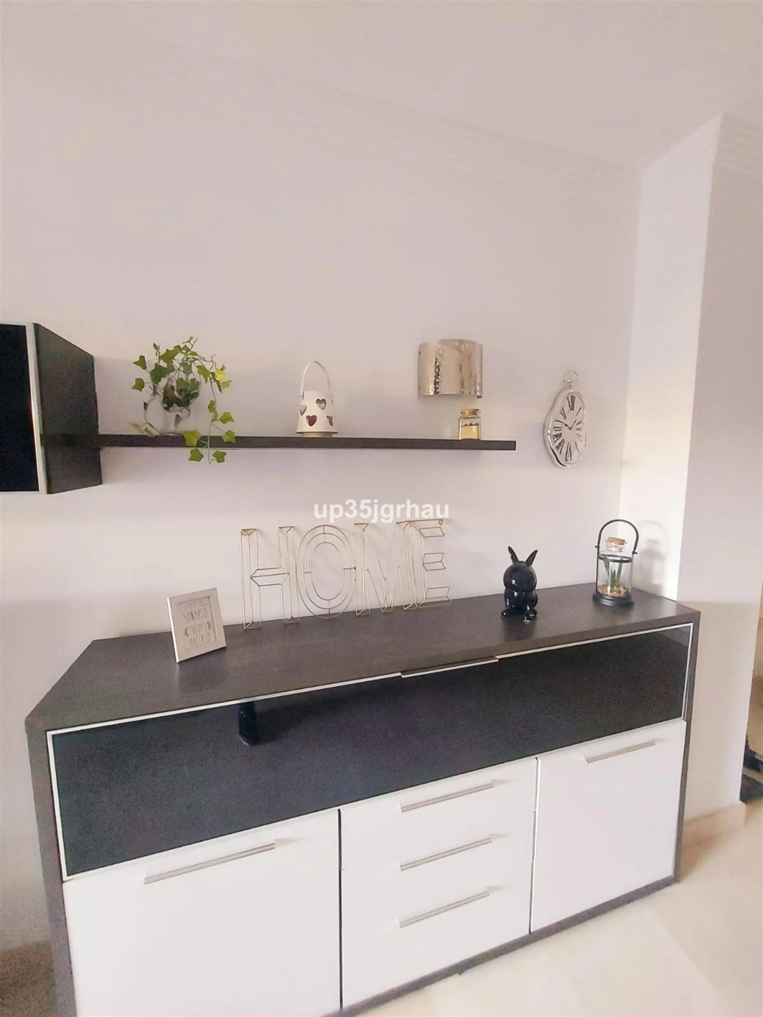 Fantastic ground floor apartment with private garden.
