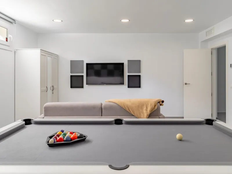 Contemporary villa with Scandinavian style, heated swimming pool, sauna and sea views in Fuengirola