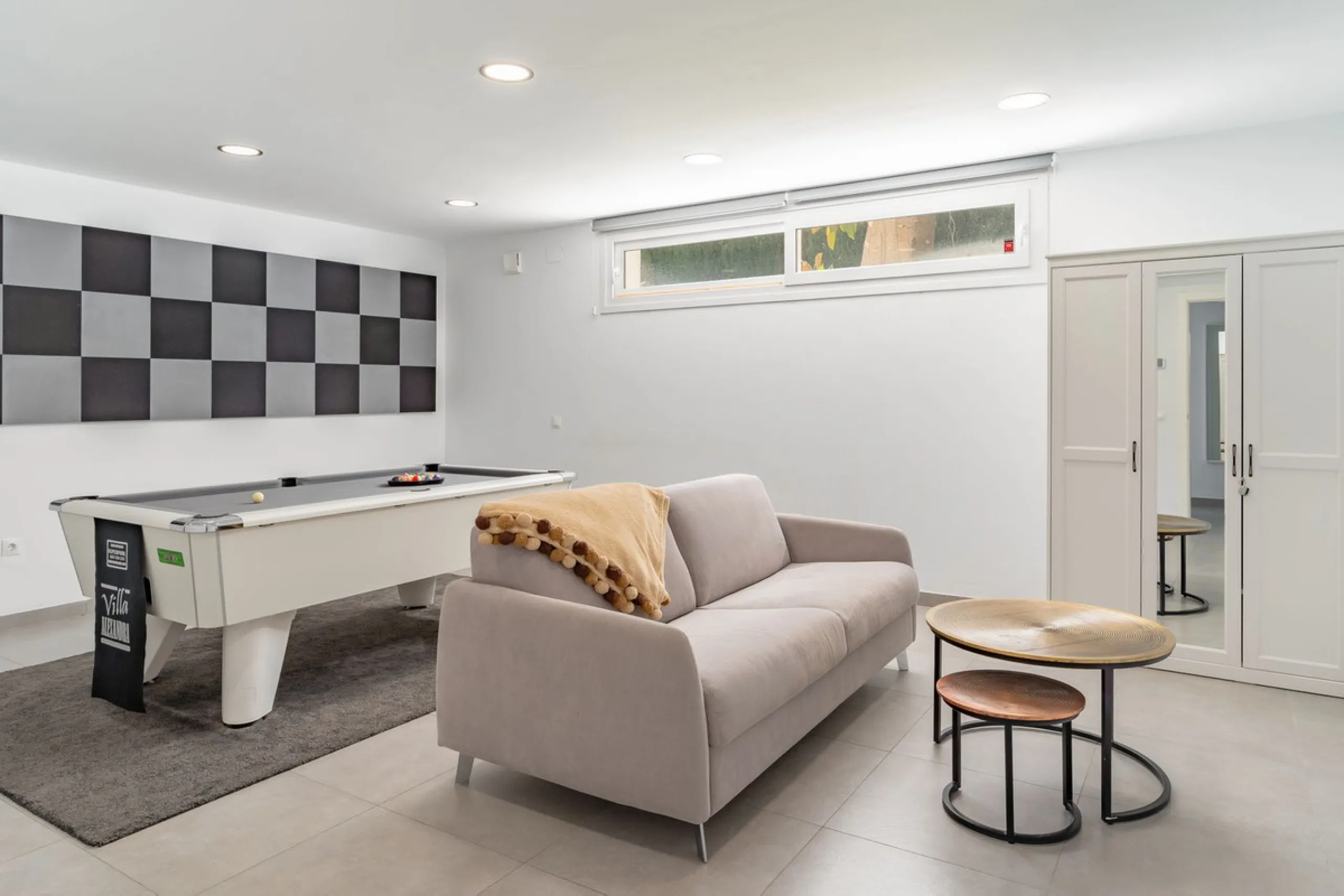 Contemporary villa with Scandinavian style, heated swimming pool, sauna and sea views in Fuengirola