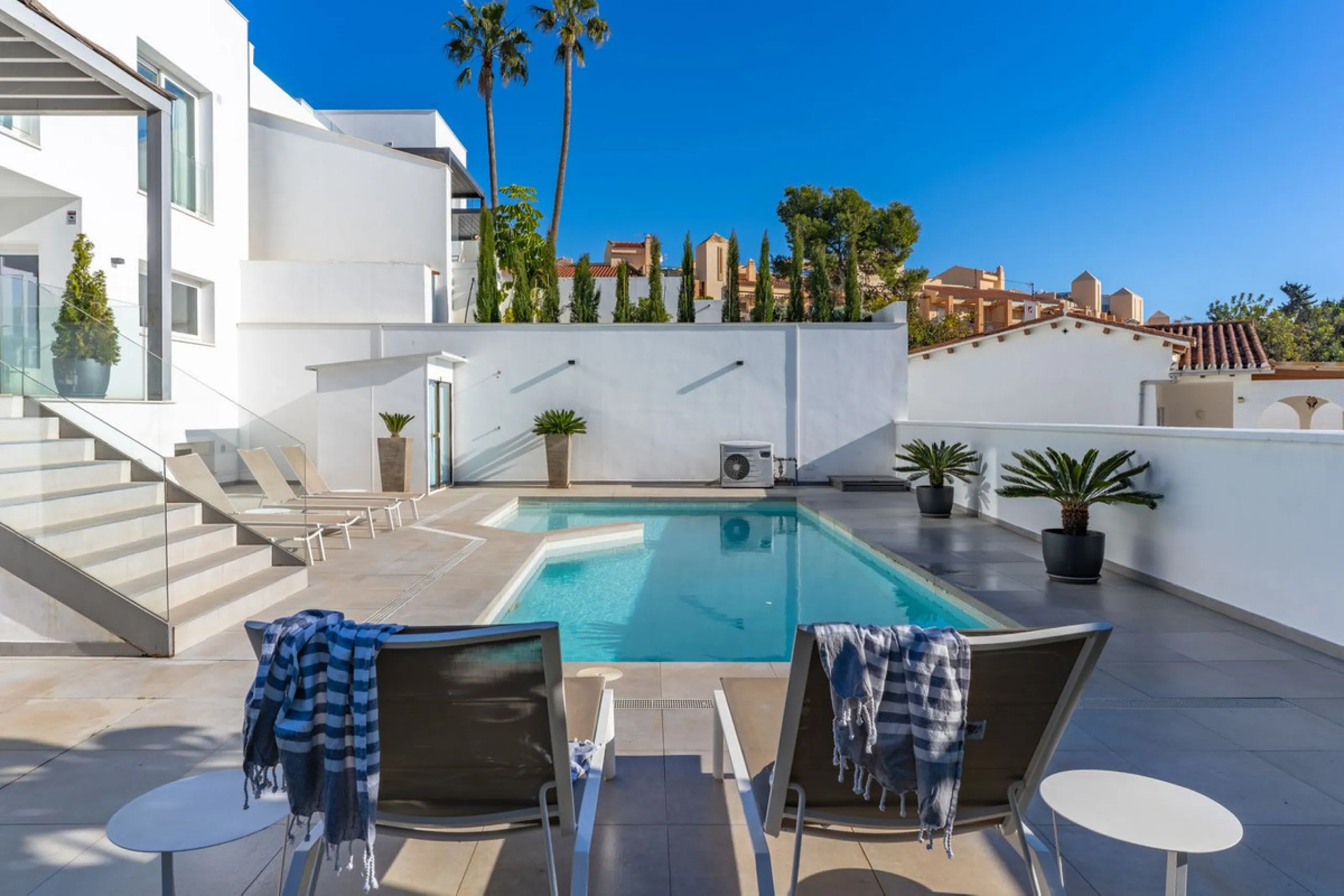 Contemporary villa with Scandinavian style, heated swimming pool, sauna and sea views in Fuengirola