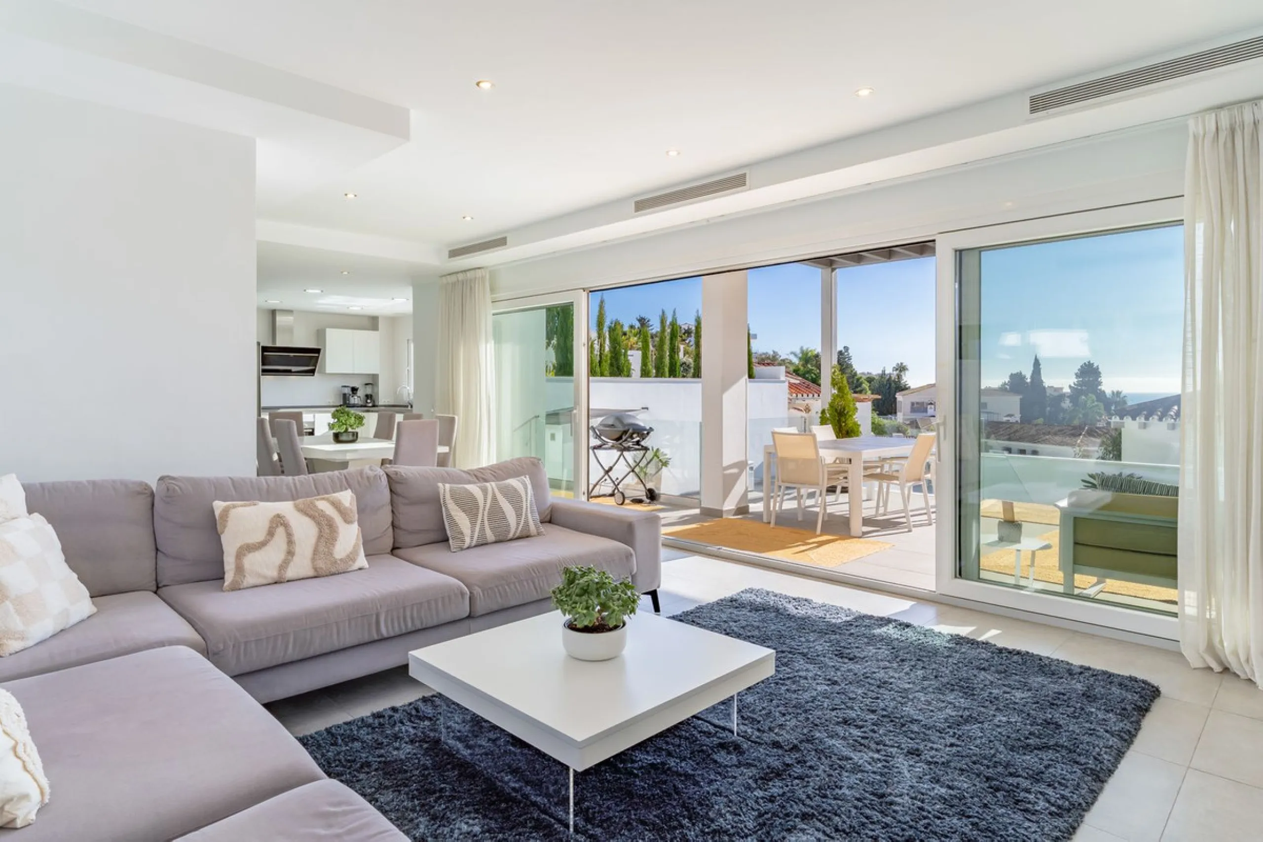 Contemporary villa with Scandinavian style, heated swimming pool, sauna and sea views in Fuengirola