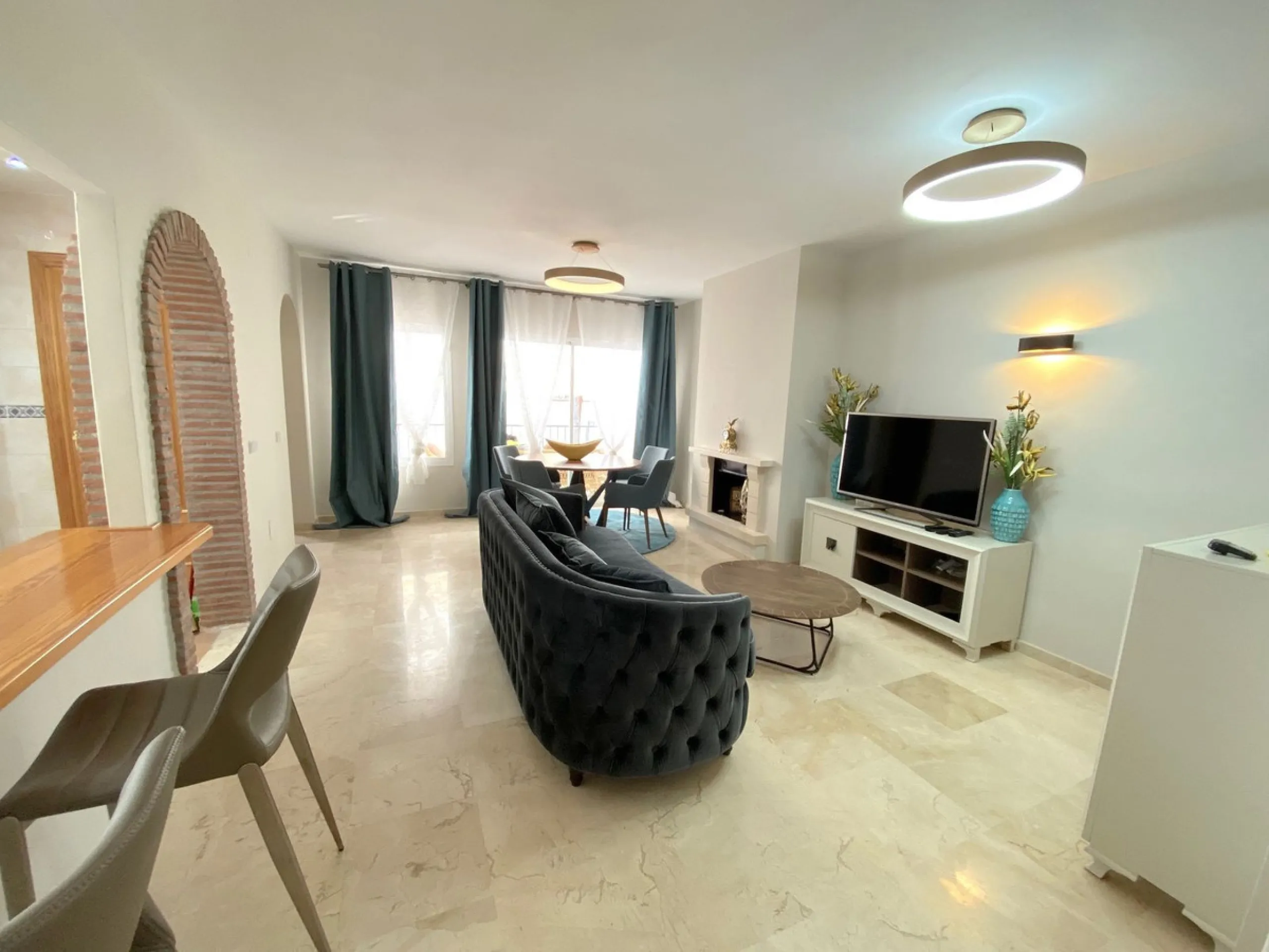 Renovated apartment in Pinos de Aloha.