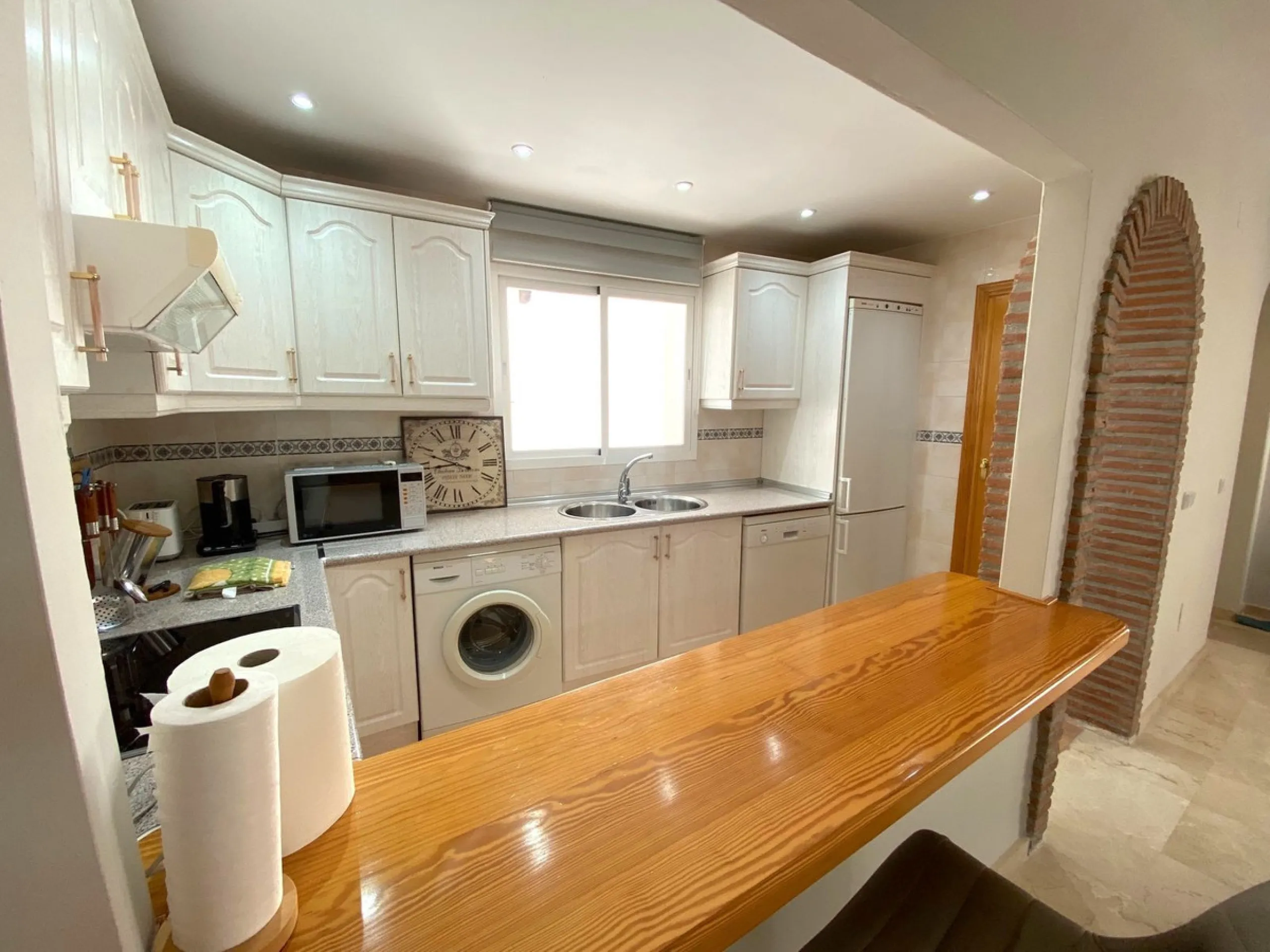 Renovated apartment in Pinos de Aloha.