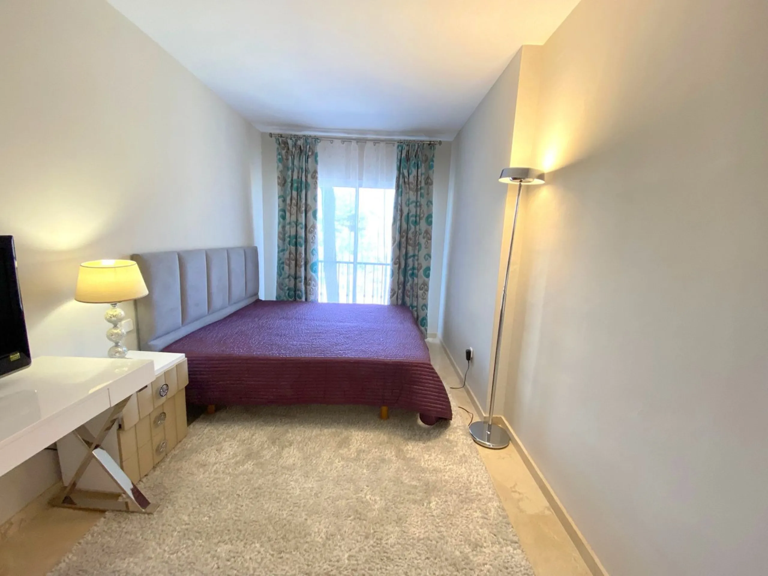 Renovated apartment in Pinos de Aloha.