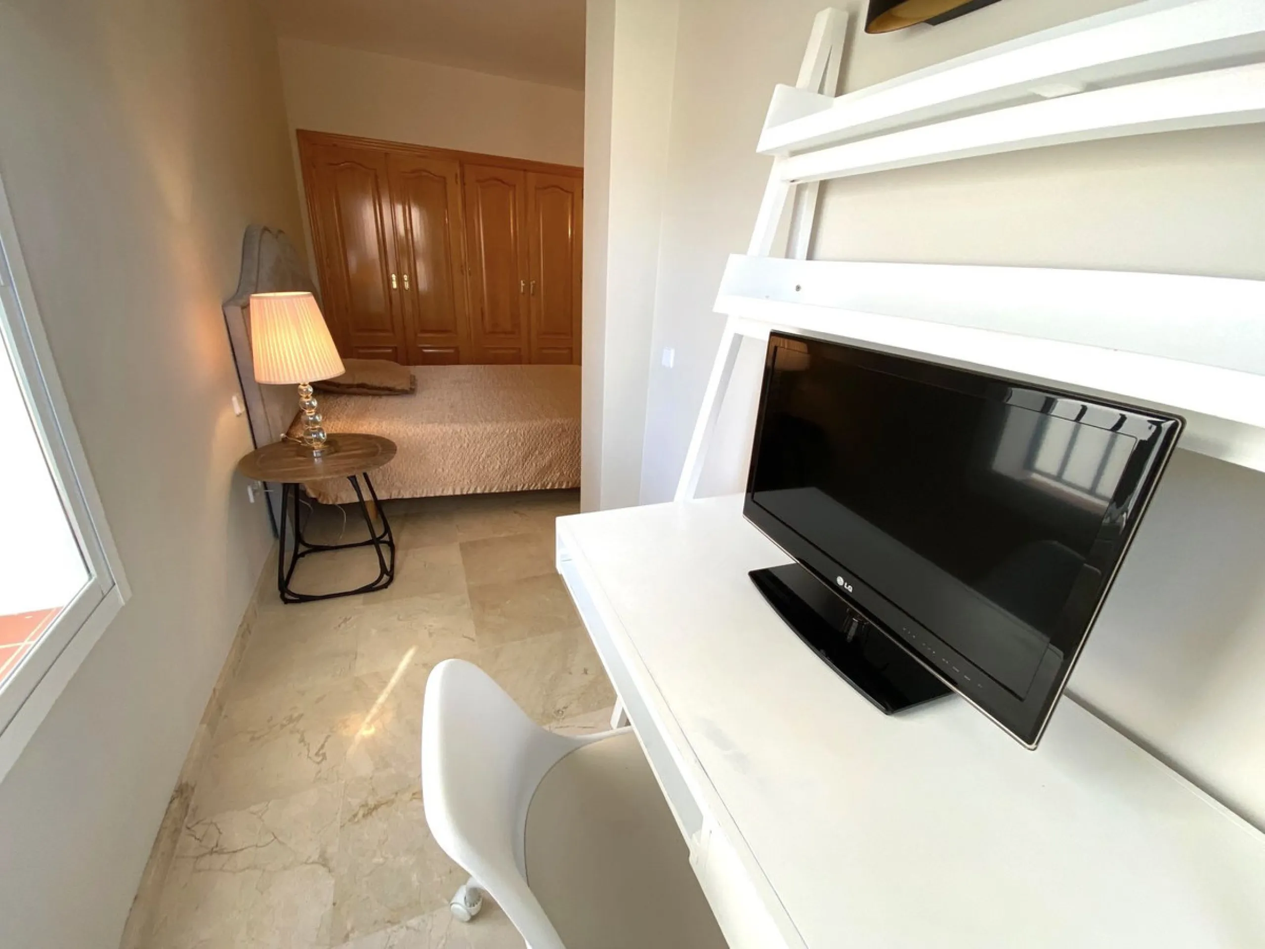 Renovated apartment in Pinos de Aloha.