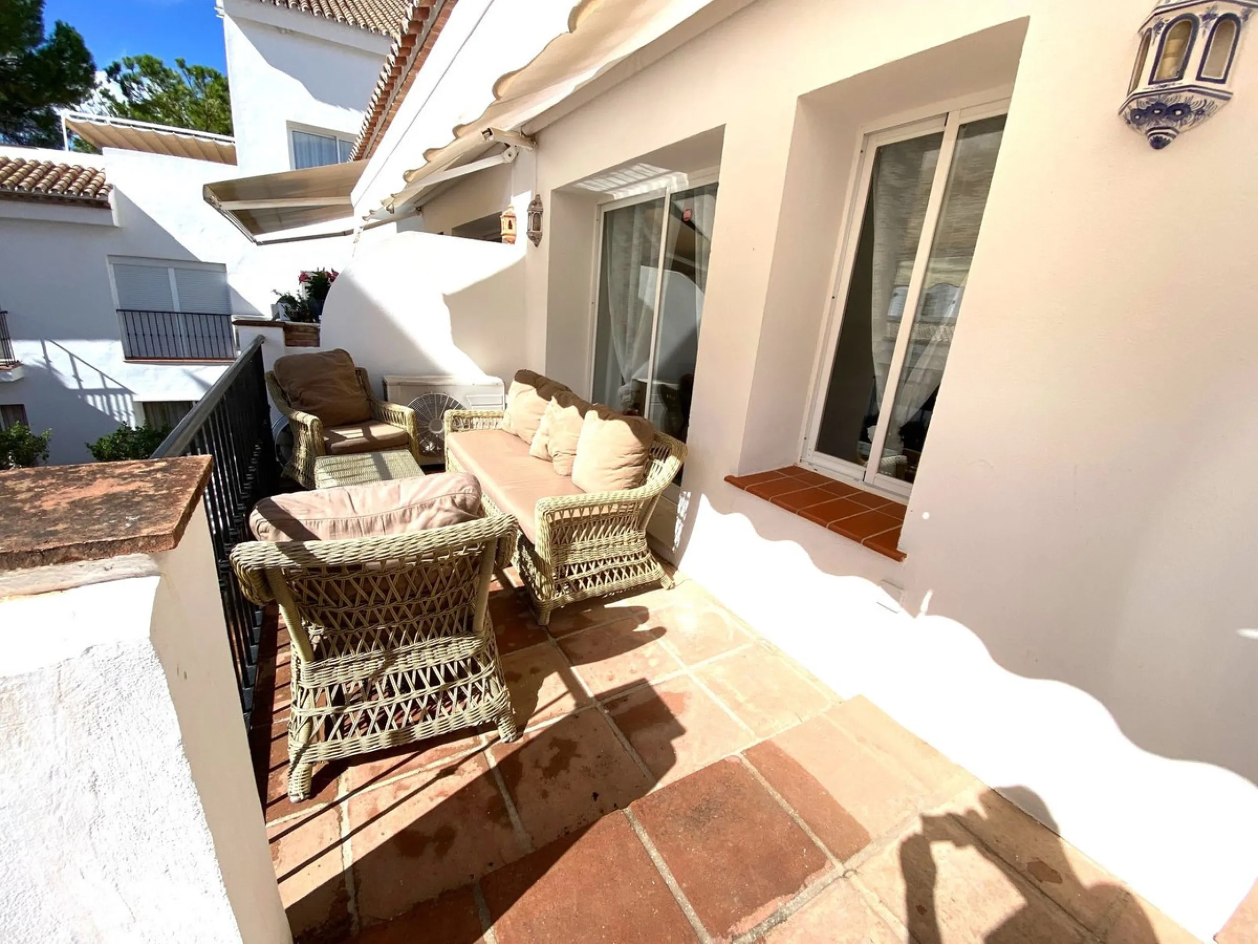 Renovated apartment in Pinos de Aloha.