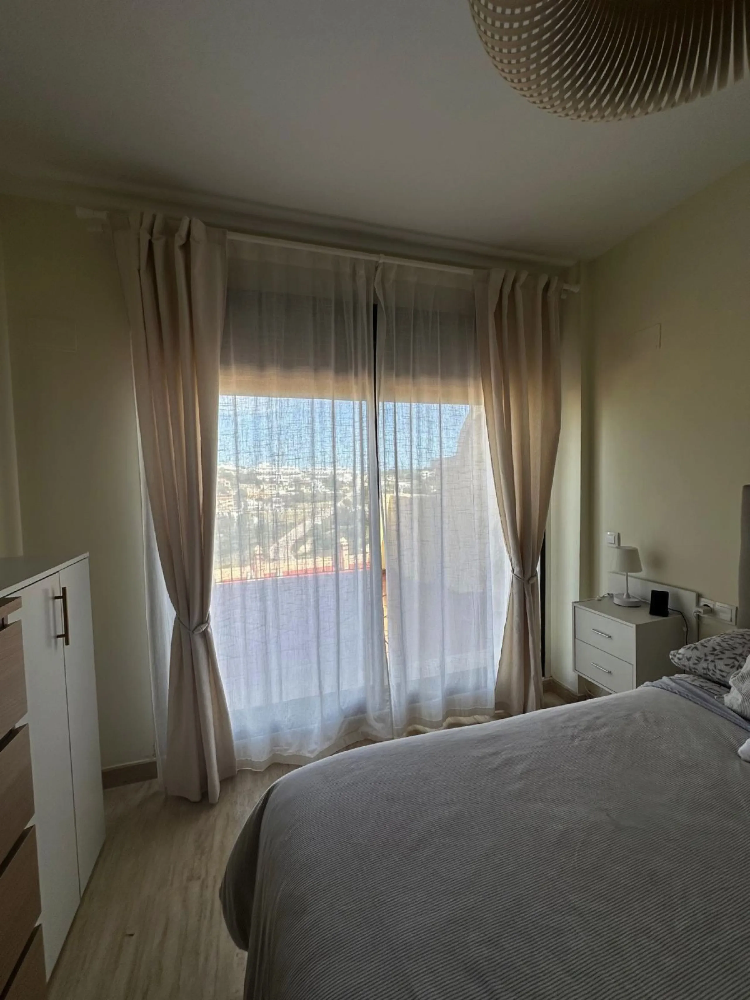 Stunning South-East Facing Penthouse with Panoramic Sea & Sierra Bermeja Views – Near Valle Romano & Azata Golf, Estepona